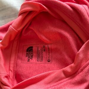 North face sweater